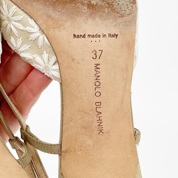 Manolo Blahnik Cream Tan Floral Embroidered Bow Pointed Toe Slingback Heel IT 37 - Picture 12 of 12